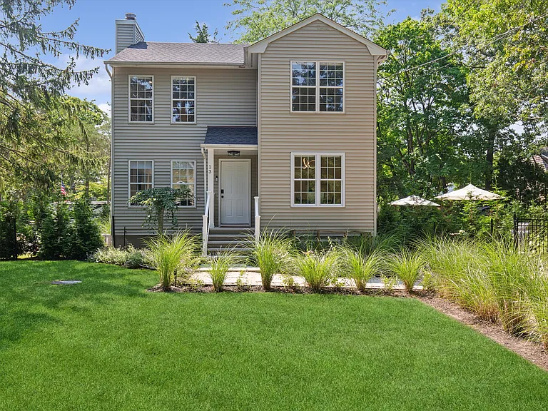 13 Shore Rd — Photo 29