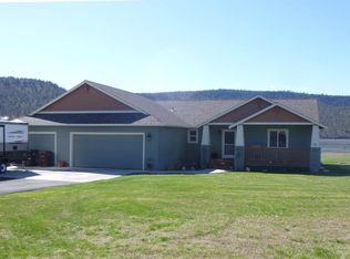 1525 NE Haytons Elk View Ln, Prineville, OR 97754