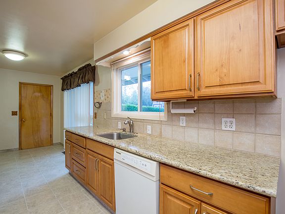 4th image of 757 Marylhurst Dr