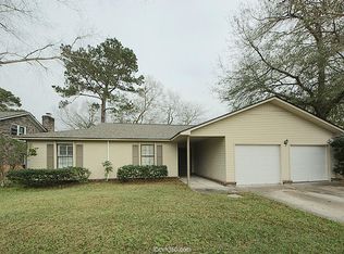 1300 Sand Pine Rd, Ladson, SC 29456