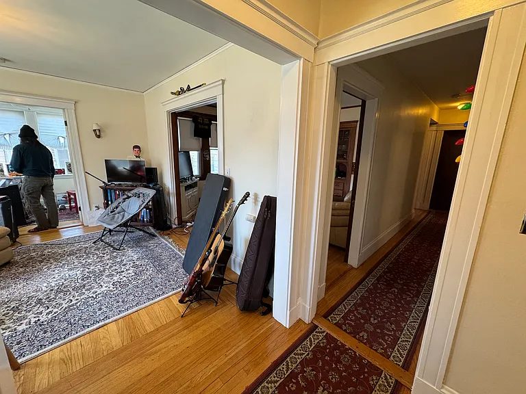 8 Mapleton St — Photo 5