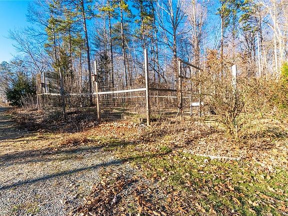 5th image of 6323 Sable Ln