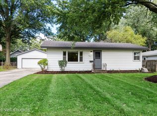309 Hillside Pl, North Aurora, IL 60542