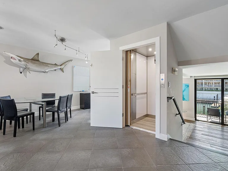 16 Portside Dr #16C — Photo 57