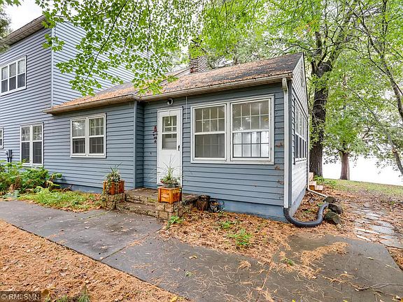 5th image of 18547 Lakeview Point Dr NE