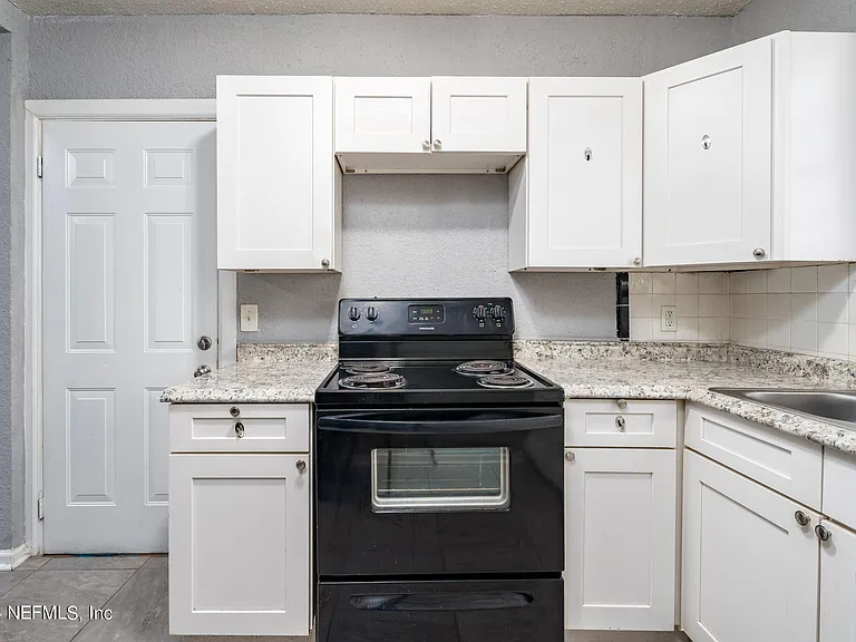 2906 Silver St #1 — Photo 6