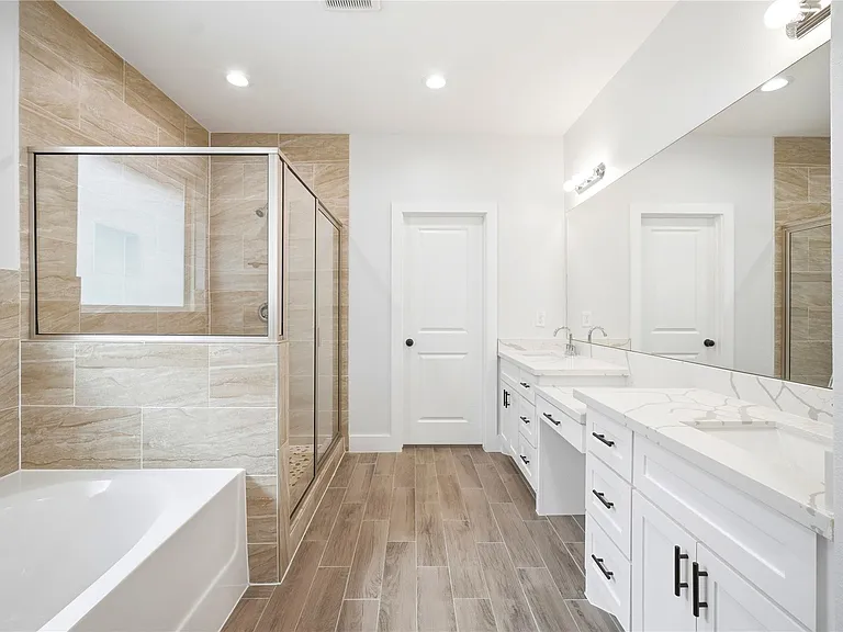 2125 Paul Quinn St — Photo 21