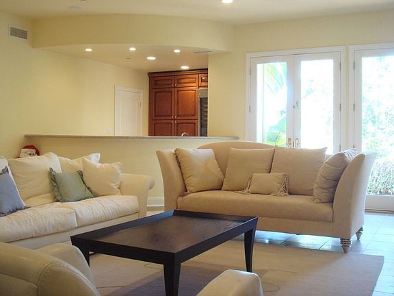 4th image of 1390 Beverly Estate Dr