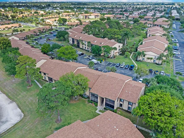 815 Sky Pine Way #A2, Greenacres, FL 33415