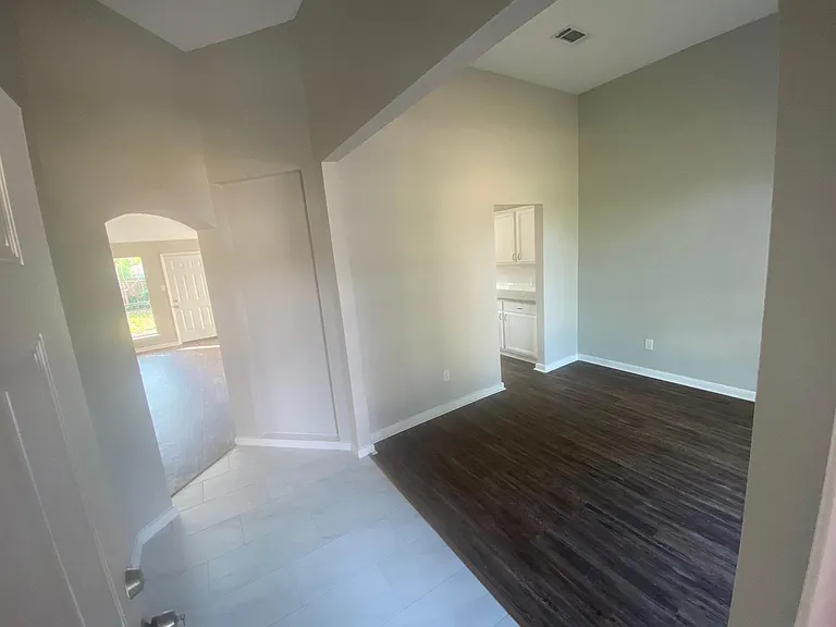 120 Papaya St — Photo 10