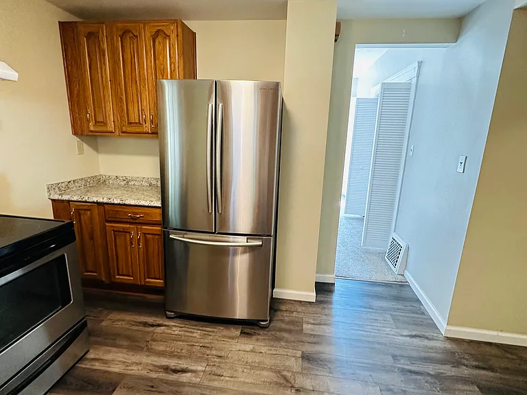121 Lincoln Ct #1 — Photo 5