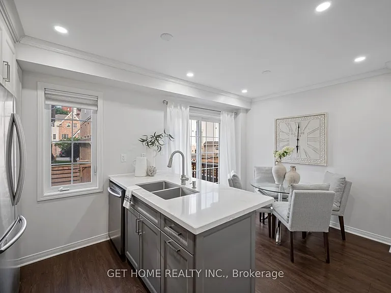 19 Benjamin Way — Photo 10