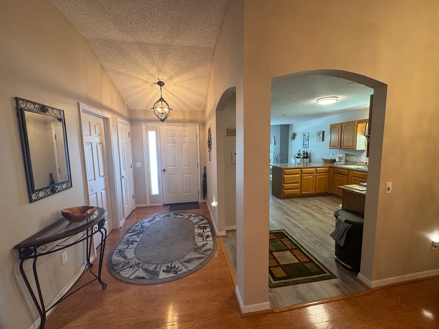 Furnished 3/2 In The Village Of Hacienda South — Photo 2