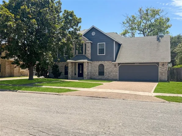 4501 Silver Hollow Dr, Corpus Christi, TX 78413