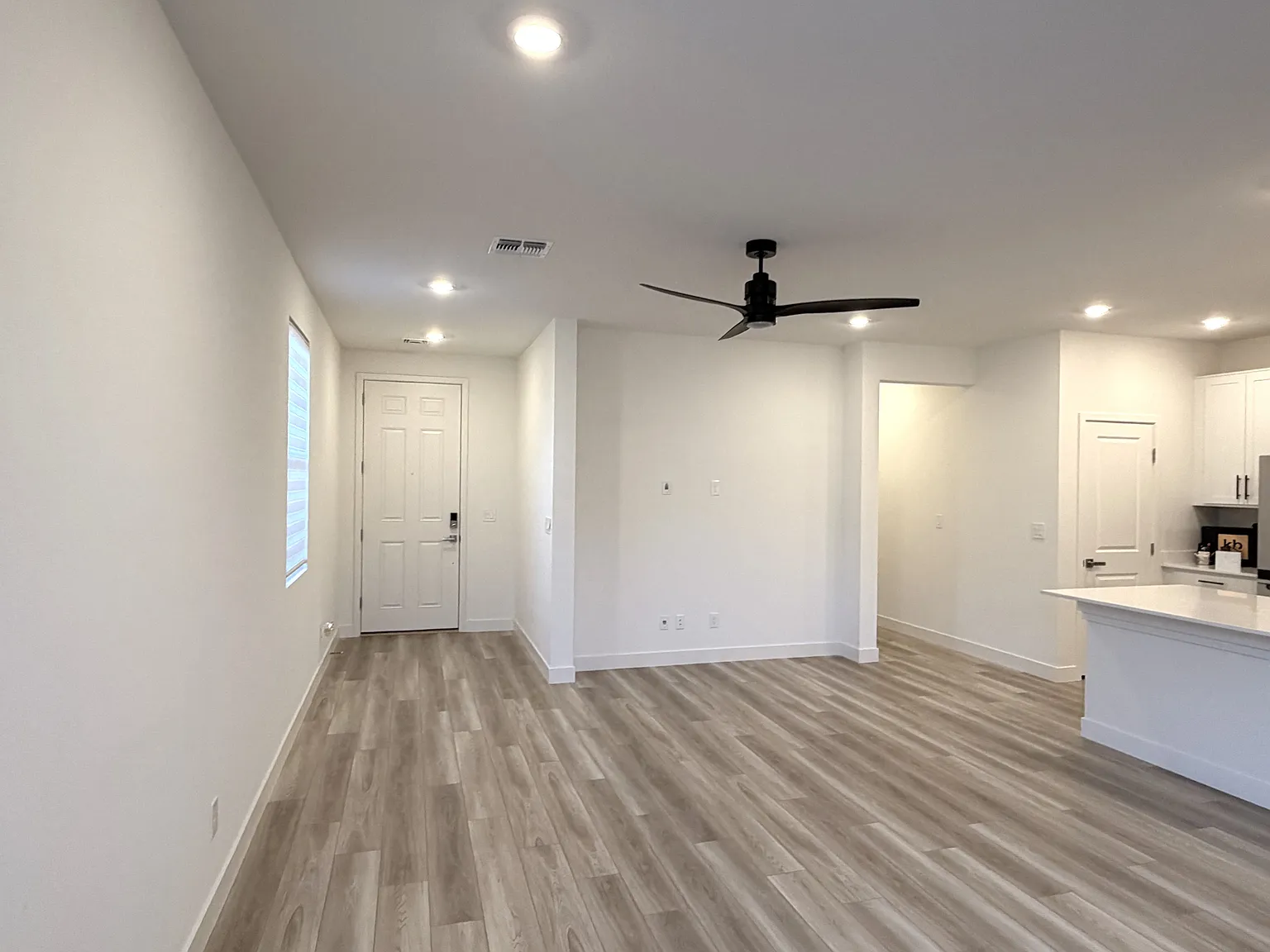 Brand New Home! — Photo 3