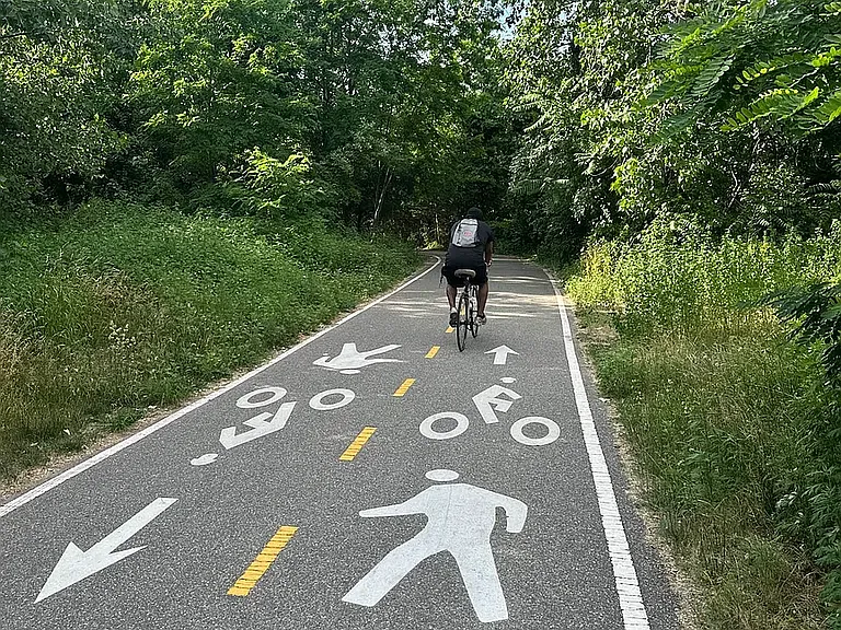 1727 E 93rd St #2 — Photo 31