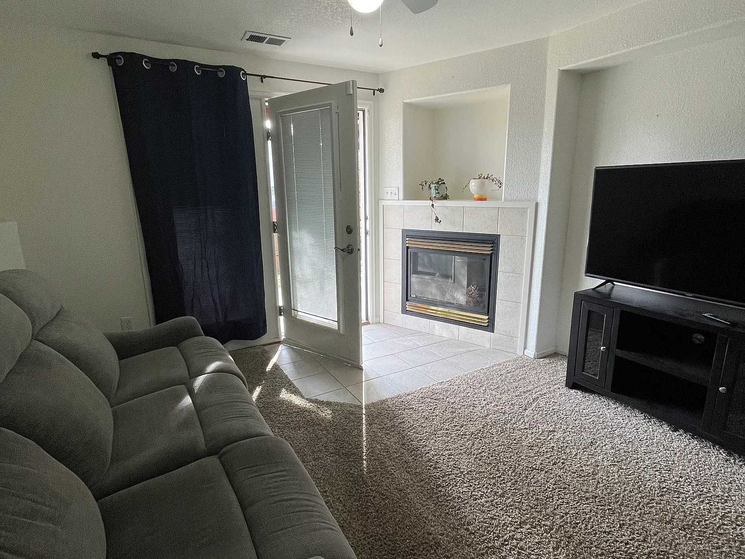 1 bed, $1,100 — Photo 4