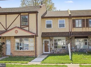 2282 Suzann Dr, Warrington, PA 18976