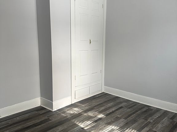 4th image of 280 S Barber Ave