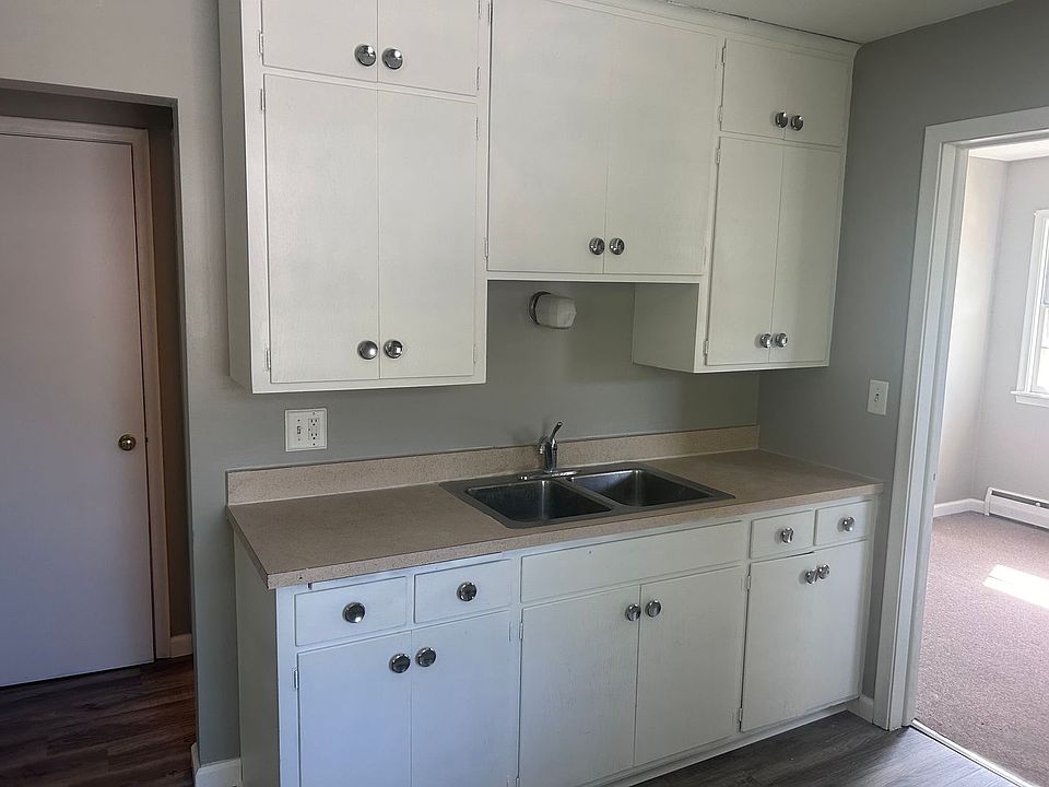1st image of 183 Annapolis St W APT 2