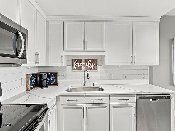 3rd image of 9902 S Thomas Dr Unit 1833