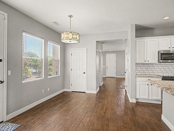 5th image of 20878 W HAMILTON Street