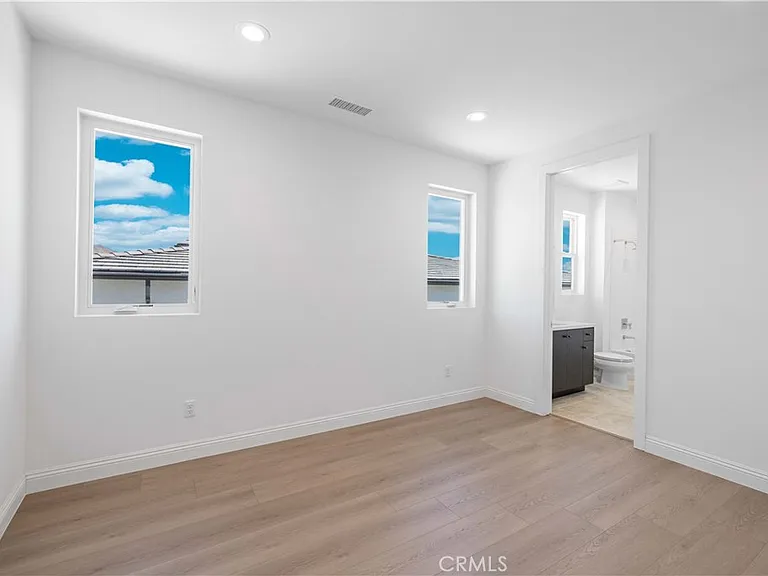 11712 N Churchill Way — Photo 29