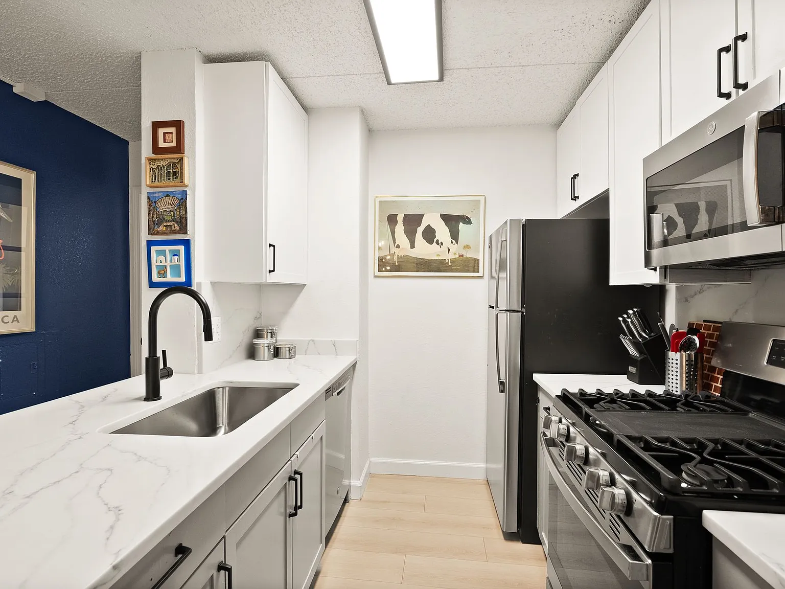 1 bed, 708 sqft, $2,100 — Photo 4