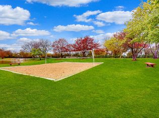 The Green At Chevy Chase Apartments, Buffalo Grove, IL 60089