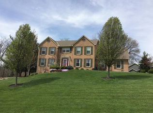 9943 Hampstead Ct, West Chester, OH 45241