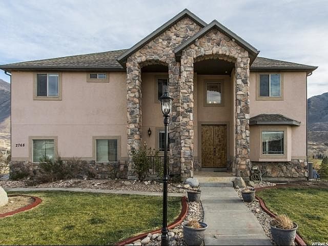 1st image of 2768 E Canyon Crest Dr