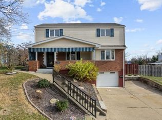 1706 McCully Rd, Pittsburgh, PA 15234