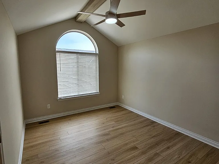 42405 Stanford Way — Photo 16