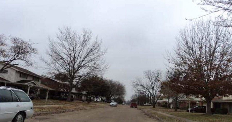2nd image of 3007 Harlan Dr