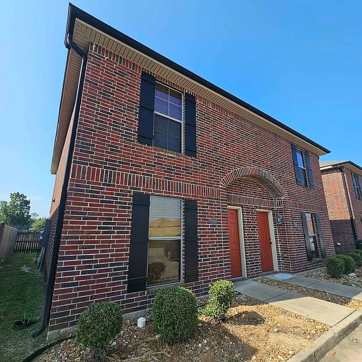 1st image of 1849 Garland Dr #A