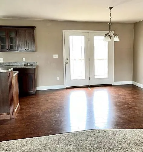 17 Victoria Ct — Photo 3