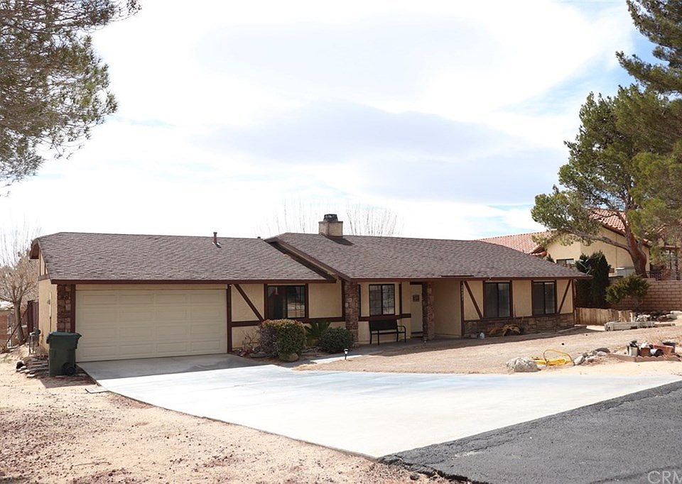 1st image of 26621 Lakeview Dr