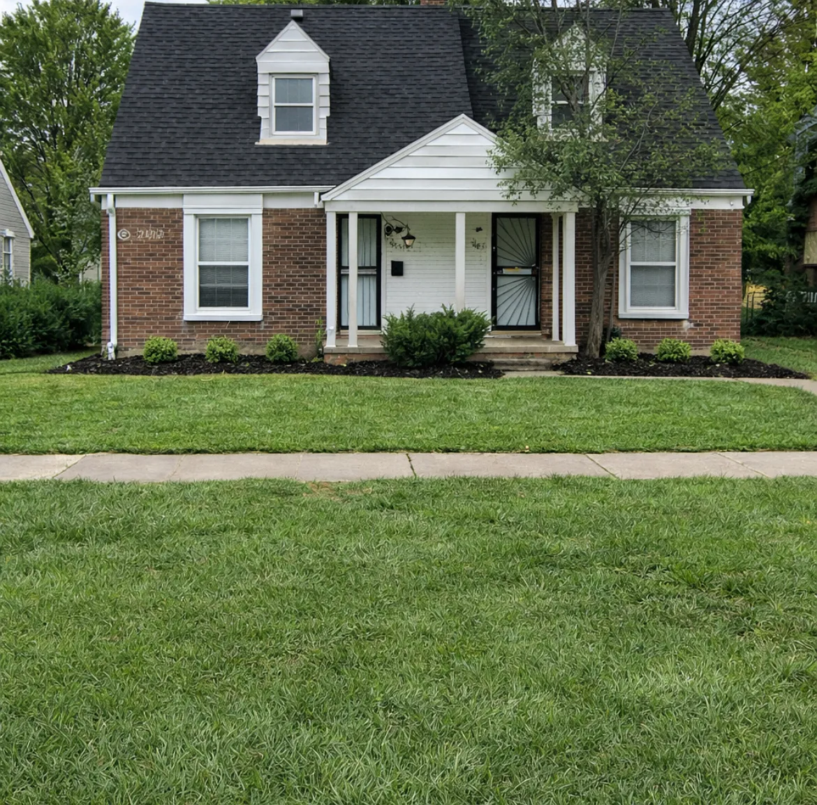 2 bed, 1050 sqft, $1,100 — Photo 1