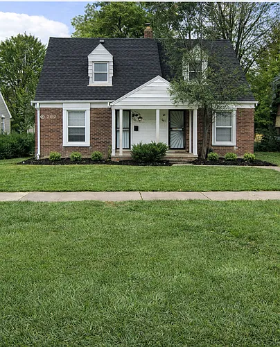 18607 Kelly Rd Photo 1