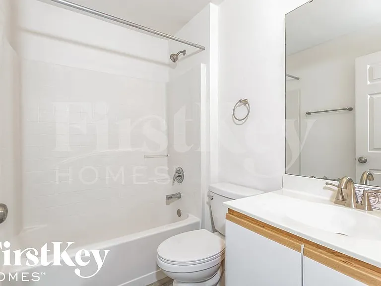 1517 Fairlight St NW — Photo 13