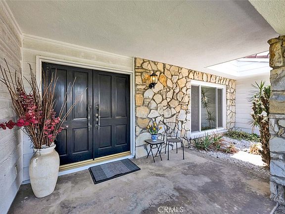 4th image of 19002 Chadbourne Ln