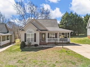 214 Cool Water Ct, Boiling Springs, SC 29316