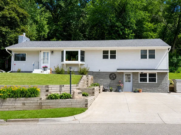 1629 Poplar Dr, Red Wing, MN 55066