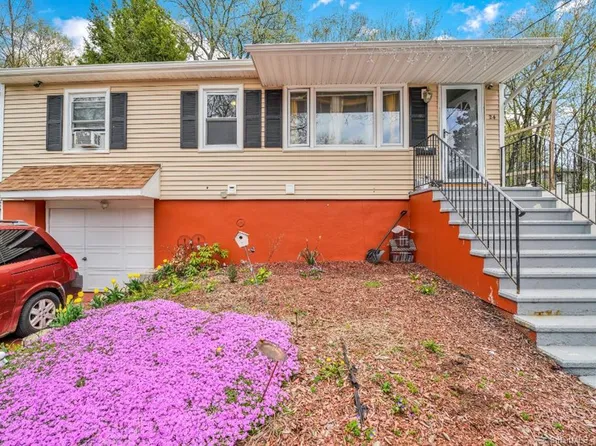 24 Doran Street, Waterbury, CT 06704