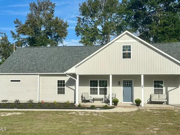 40 East Drive, Jacksonville, NC 28546