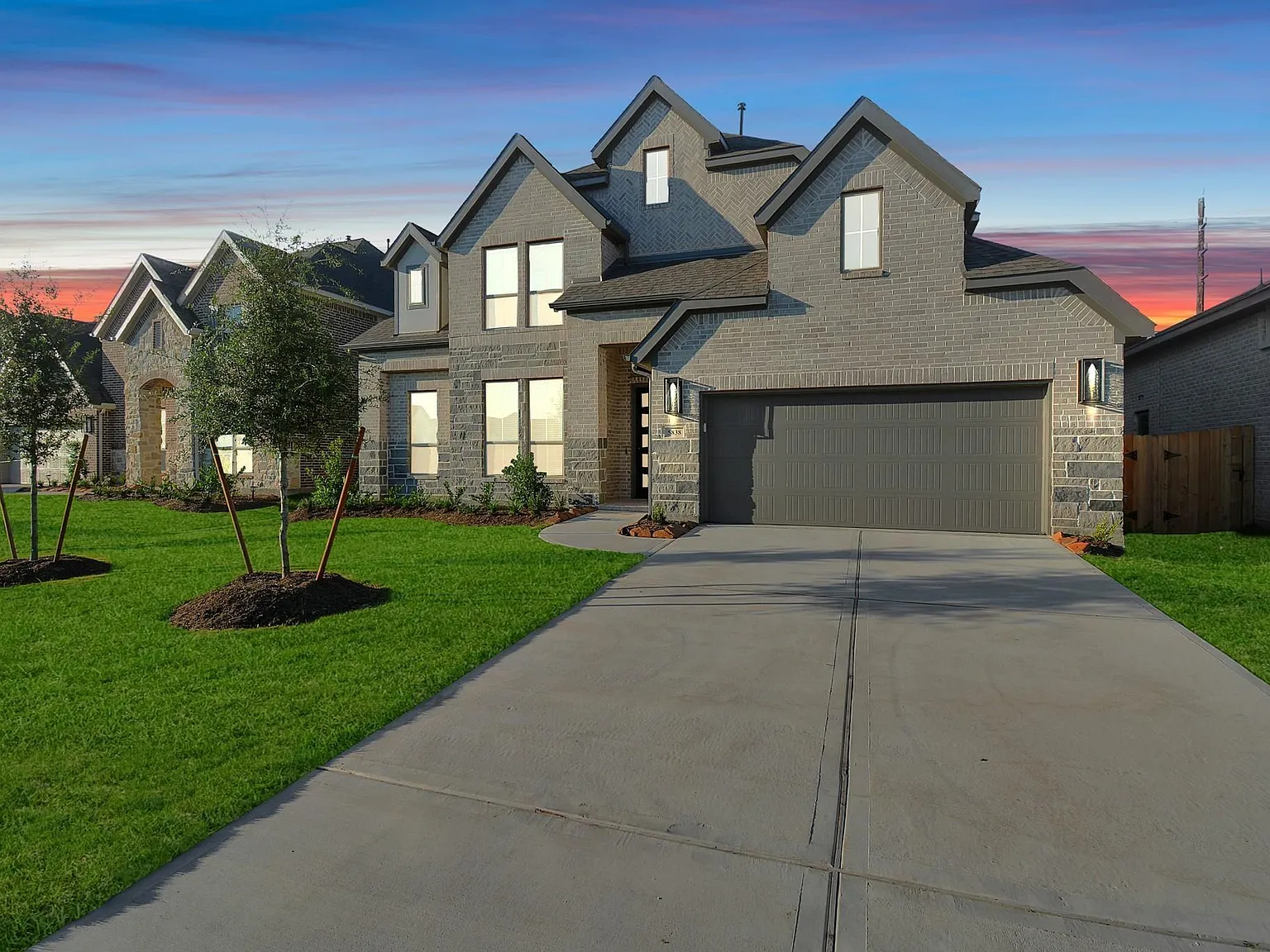 4 bed, 3.5 bath, 3407 sqft, $3,950 — Photo 2