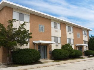 2200 S 13th Ave, Broadview, IL 60155