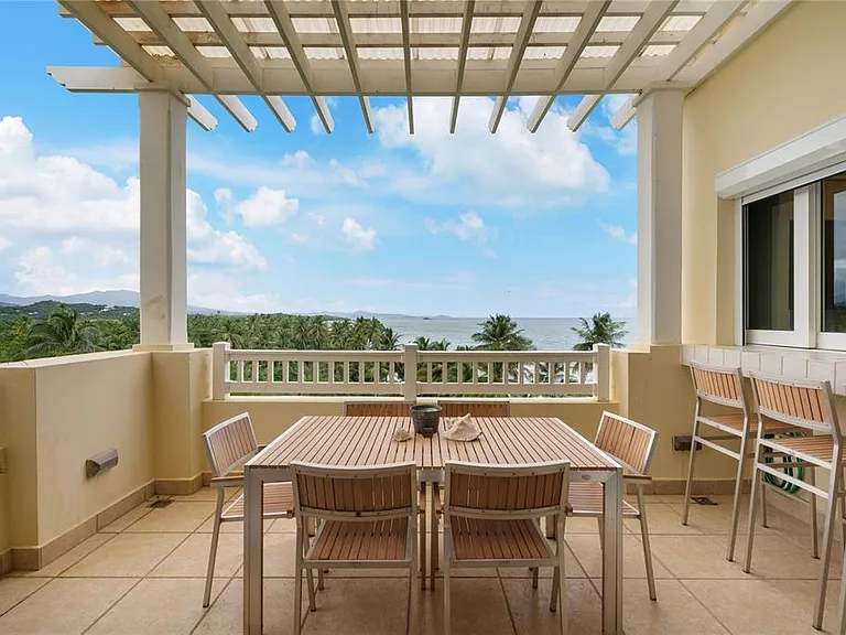 500 Ocean Dr #553 — Photo 7