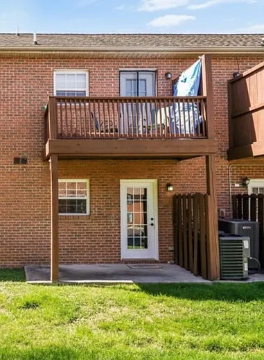1638 Maple View Way #1 — Photo 18
