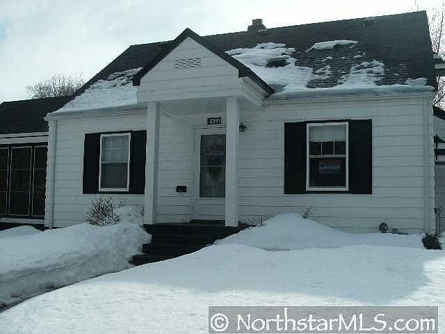 1st image of 1634 York Ave